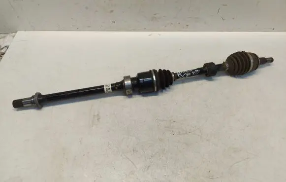Mazda CX-30 Front driveshaft