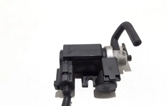 Audi A6 S6 C6 4F Vacuum valve 8E0906627C
