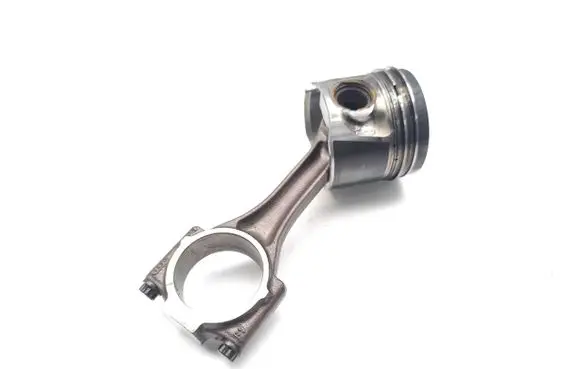 Volkswagen PASSAT B5.5 Piston with connecting rod AVB