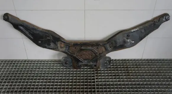 Infiniti Q70 Y51 Front axle beam 