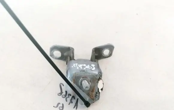 Mazda 3 I Tailgate/trunk/boot hinge