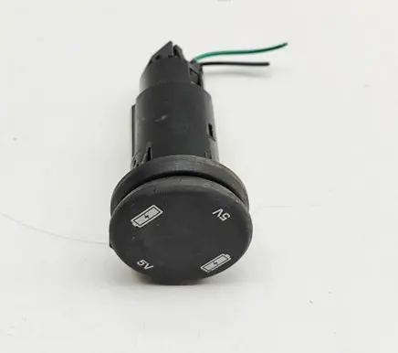 Jaguar F-Pace USB socket connector FK7219010AB