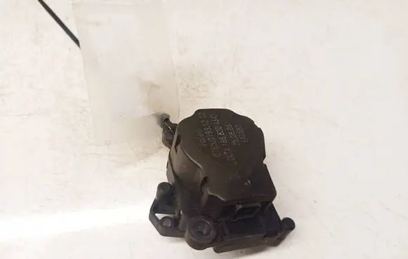 Mercedes-Benz A W168 Air flap motor/actuator A1688204342