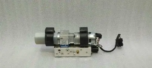 Mercedes-Benz SLK R172 Hydraulic servotronic pressure valve A1728050024