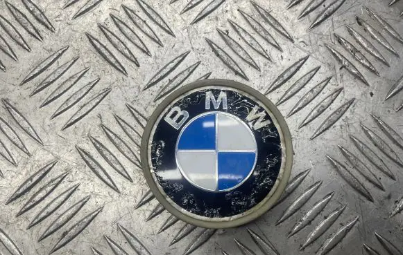 BMW 5 E39 Original wheel cap 6768640
