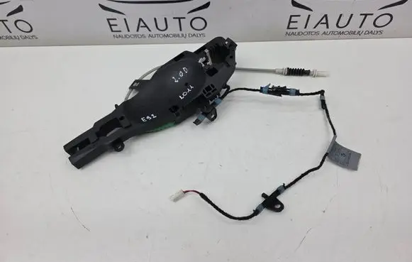 BMW 3 E92 E93 Front door coupe exterior handle/bracket 7163511