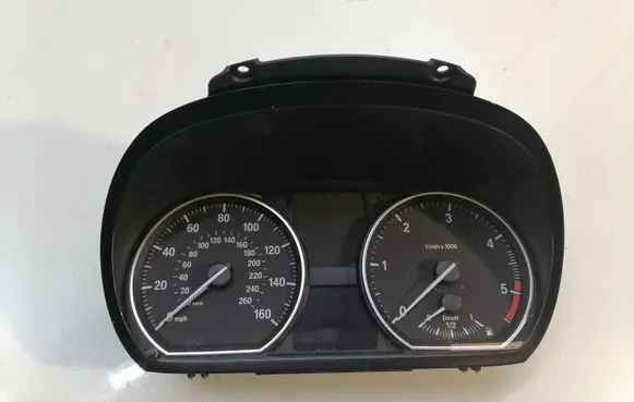 BMW 1 E81 E87 Speedometer (instrument cluster) 1024985 9166824