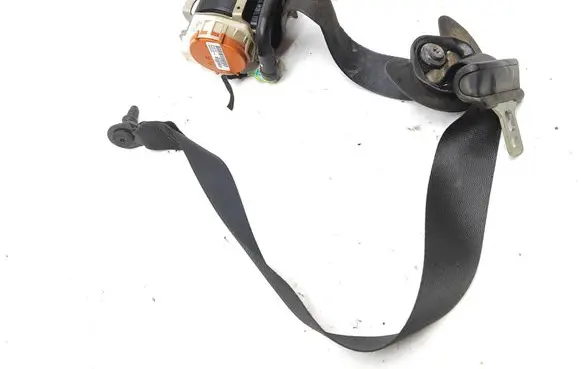 Mercedes-Benz CLA C118 X118 Front seatbelt 3063559 KR1CN771UY 309465799228