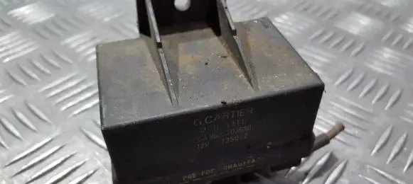 Glow plug pre-heat relay