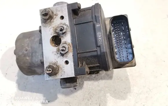 Ford Mondeo Mk III ABS Pump 1S712M110AE 0265222015 0265800007