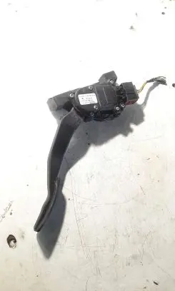Mitsubishi Colt Accelerator throttle pedal A4543000304 6PV00886600
