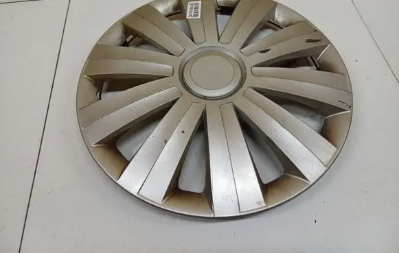Peugeot Partner R16 wheel hub/cap/trim