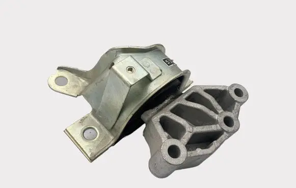 Fiat 500 Engine mount bracket 51730868