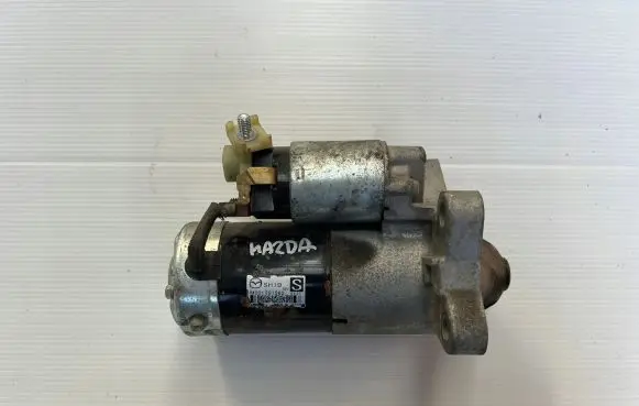 Mazda 3 III Starter motor M001T81582