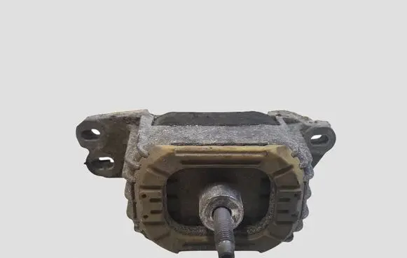 Peugeot 508 Engine mount bracket 86945E01