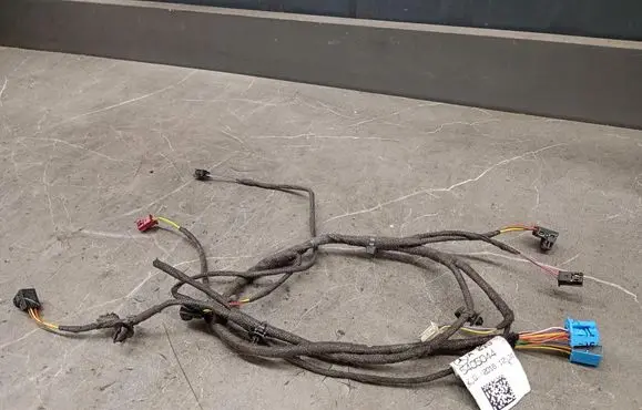 Mercedes-Benz E W213 Front door wiring loom/harness boot a2135405044