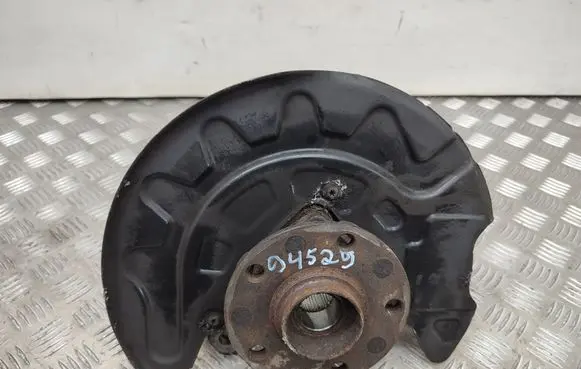 Seat Leon (5F) Front wheel hub 5Q0400053 5Q0400053EK