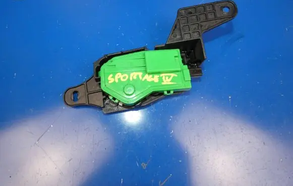 KIA Sportage Fuel tank cap lock 