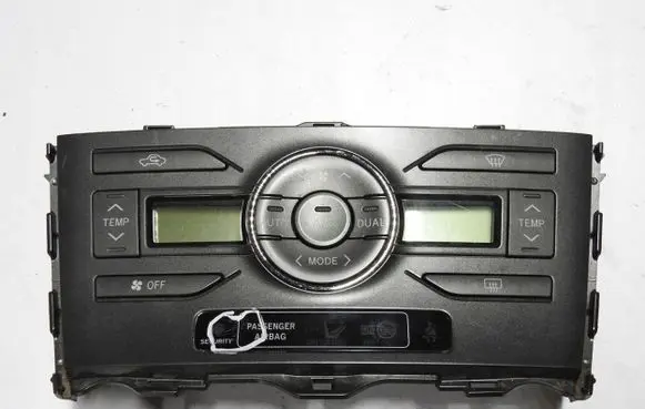 Toyota Auris 150 Climate control unit 5590002231