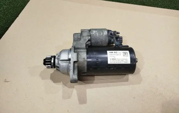 Volkswagen Crafter Starter motor 02M911021A 0001153029
