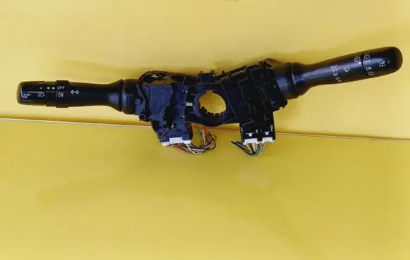 Citroen C1 Wiper turn signal indicator stalk/switch 17F001