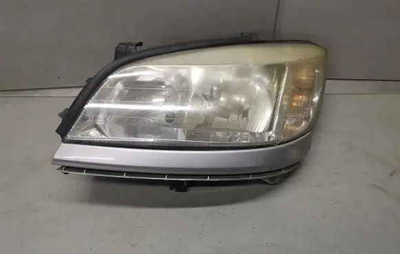 Opel Zafira A Headlight/headlamp 67716811