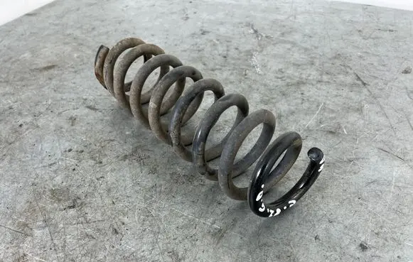 BMW 1 E82 E88 Rear coil spring