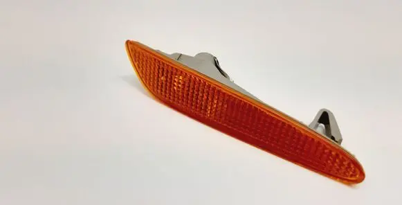 Mercedes-Benz E W211 Front indicator light A2118200221