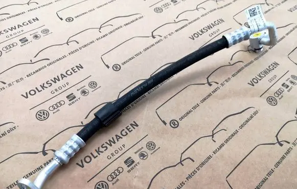 Air conditioning (A/C) pipe/hose