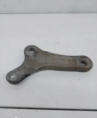 BMW 5 E60 E61 Sway bar bush bracket, front 6758528.9 7806509 52092