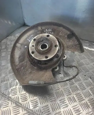BMW 7 E65 E66 Rear wheel hub 