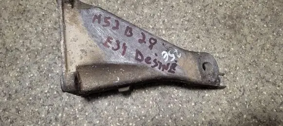 BMW 5 E34 Engine mounting bracket 1135948