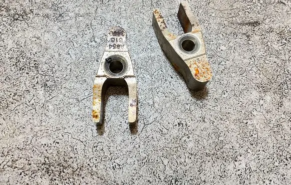 Mercedes-Benz Sprinter W907 W910 Fuel Injector clamp holder A6540163400 3400