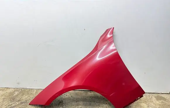 Mercedes-Benz C W206 Fender 