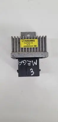 Renault Megane III Glow plug pre-heat relay 8200859243