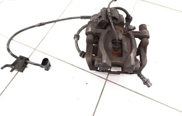 BMW X1 F48 F49 Rear brake caliper 6854440