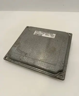 Ford Focus Engine control unit/module 4M5112A650HJ S118934101J