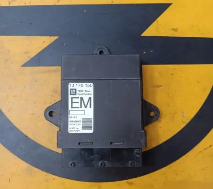 Opel Vectra C Door control unit/module 5WK46002 13170150