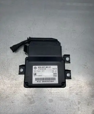 Volkswagen PASSAT B6 Hand brake control module 3C8907801E 17767601B GN00298328W