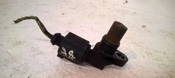 Audi A8 S8 D3 4E Camshaft position sensor 06E905163