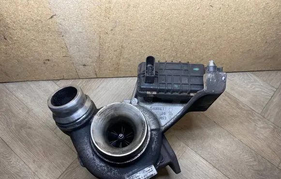 BMW 1 E81 E87 Turbo 7800594 780059404 767378