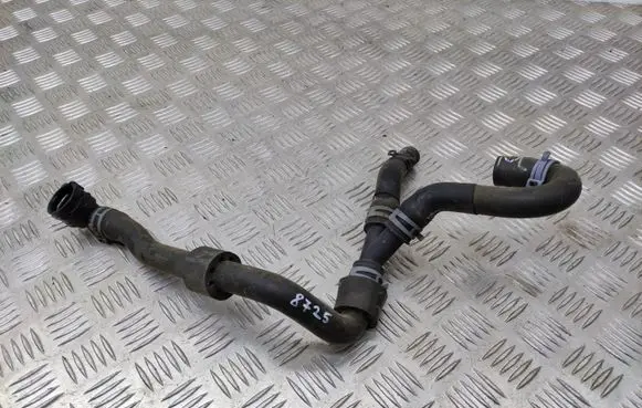 Skoda Octavia Mk3 (5E) Engine coolant pipe/hose