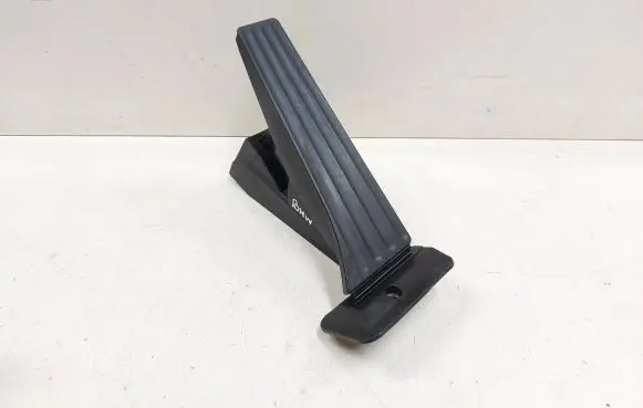 BMW 5 F10 F11 Accelerator throttle pedal 3542685264401 35426852644 6852644
