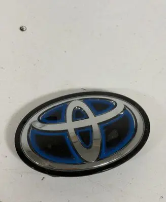 Toyota C-HR I Manufacturer badge logo/emblem 9097502124