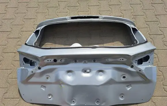 Ford Mondeo MK V Tailgate/trunk/boot lid MONDEOMK5AHTMK11