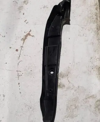 Audi Q5 SQ5 Fender end trim 8R0821111C