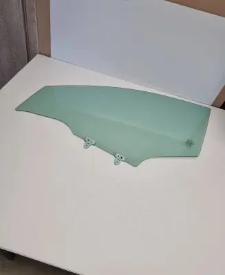 Nissan Qashqai Front door window glass four-door 43R001582 AS2M3240D0T8