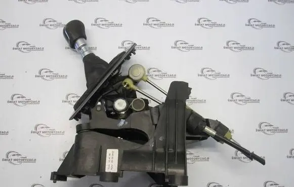 Ford Focus Gear selector/shifter in gearbox BV6R7C453DKC