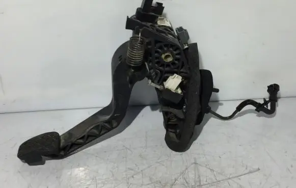 Clutch pedal