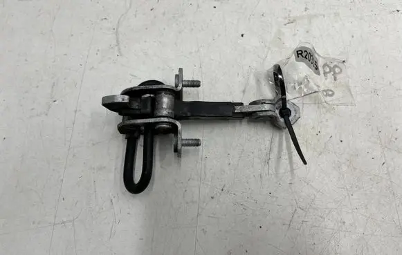 Fiat 500 Front door check strap stopper 